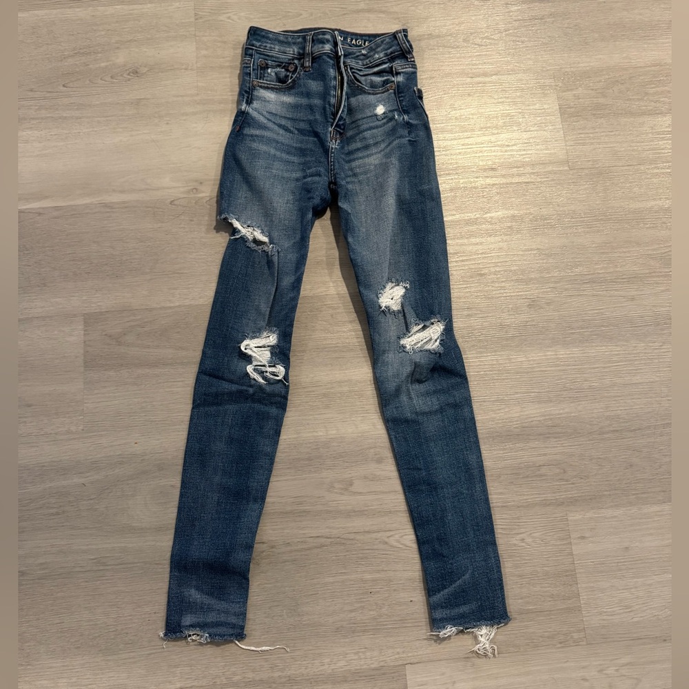 American Eagle Dark Wash Ripped Jeans Super Stretch Size 0 Short